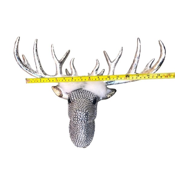 Rhinestone-Encrusted Silver Deer Head Wall Decor With Faux Fur Accents - Picture 6 of 6
